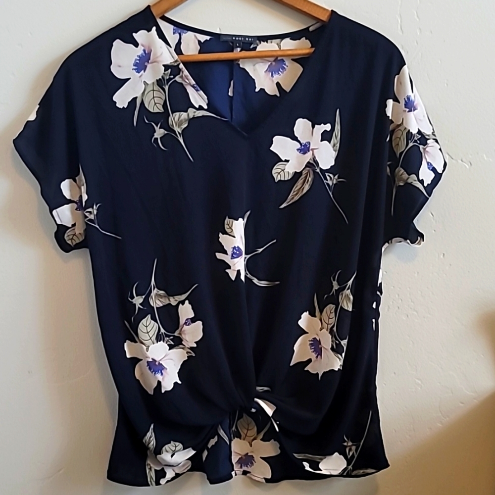 West Kei Allura Knot Detail Blouse